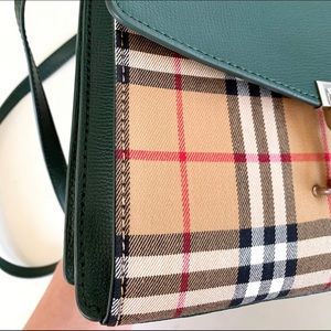 Authentic Burberry bag, only used once.